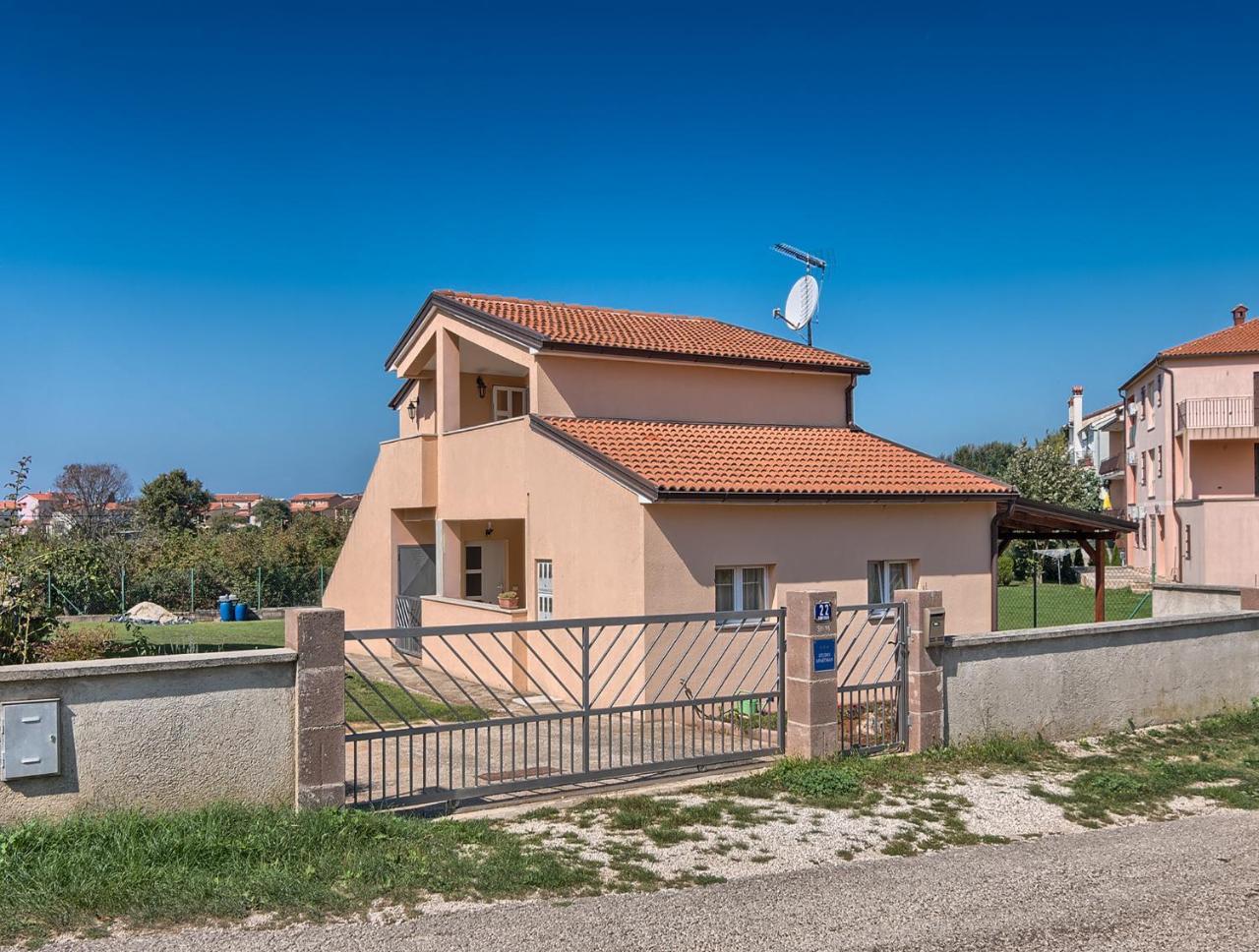 Jendrusa Apartment Fažana Exteriör bild