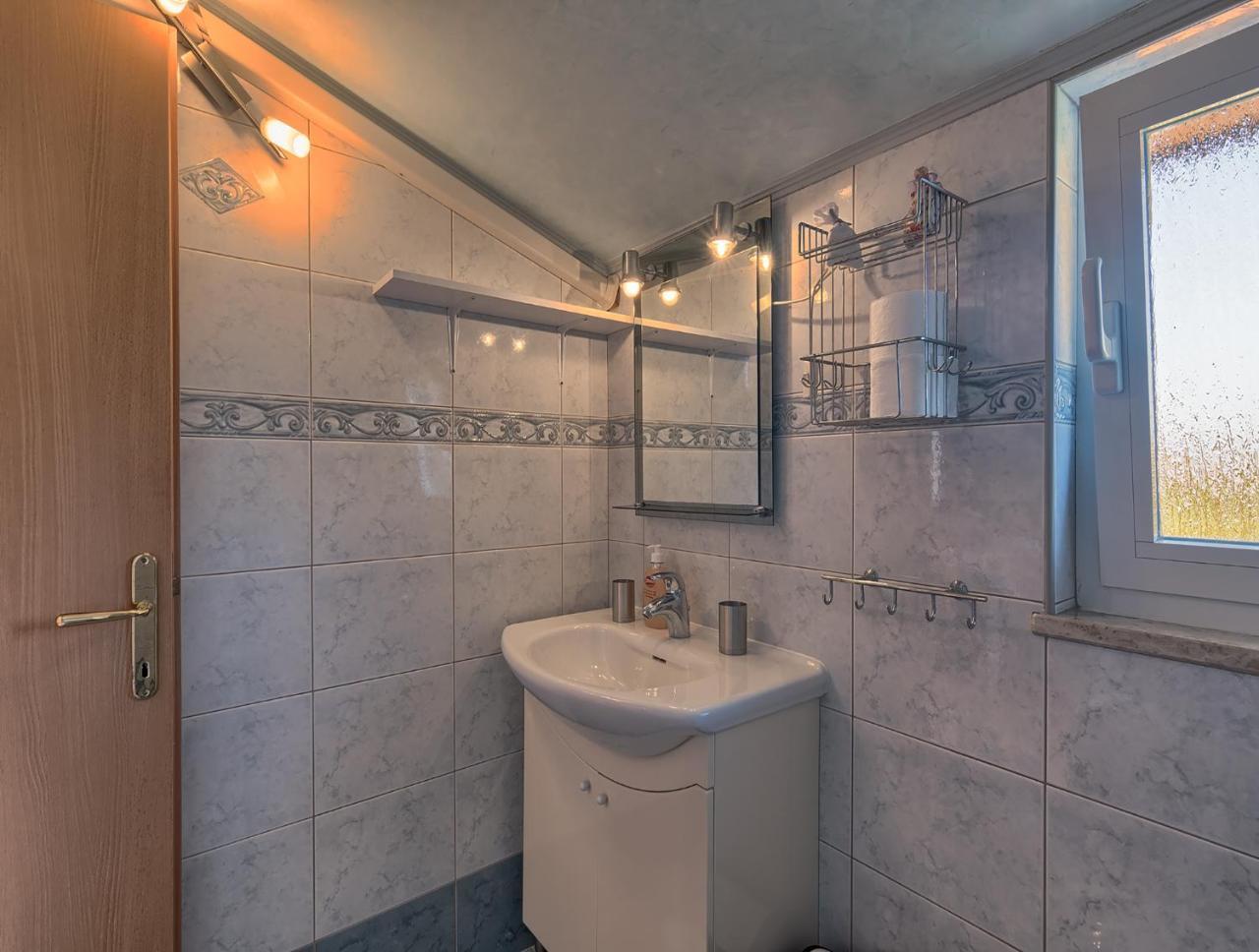 Jendrusa Apartment Fažana Exteriör bild