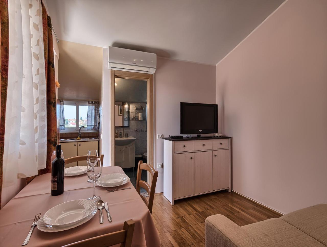 Jendrusa Apartment Fažana Exteriör bild